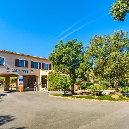 3 Bedroom Chalets Camping Lei Suves - Joycasa Roquebrune-sur Argens Εξωτερικό φωτογραφία
