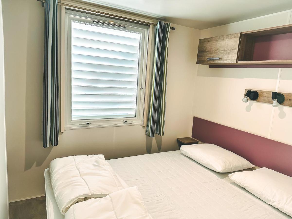 3 Bedroom Chalets Camping Lei Suves - Joycasa Roquebrune-sur Argens Εξωτερικό φωτογραφία