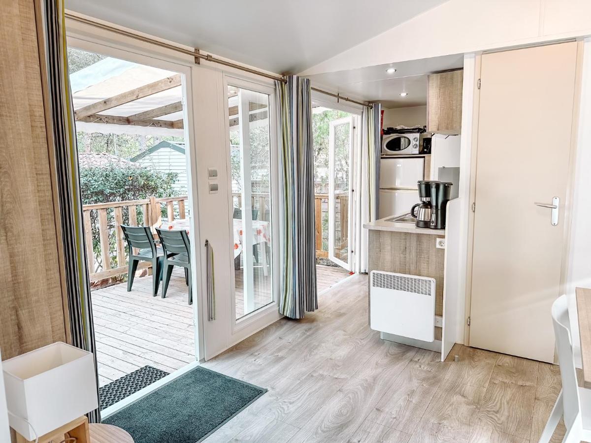 3 Bedroom Chalets Camping Lei Suves - Joycasa Roquebrune-sur Argens Εξωτερικό φωτογραφία