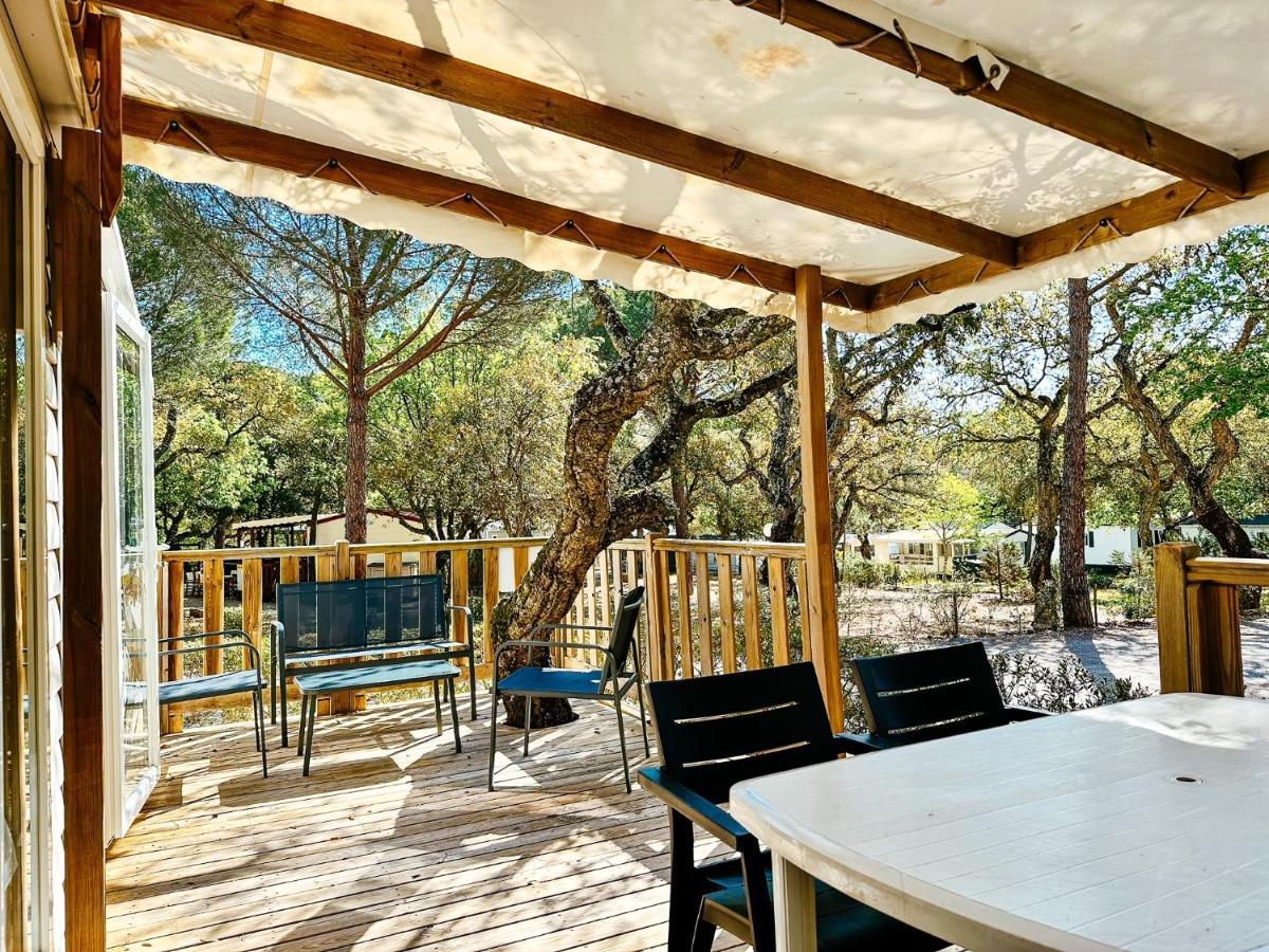 3 Bedroom Chalets Camping Lei Suves - Joycasa Roquebrune-sur Argens Εξωτερικό φωτογραφία
