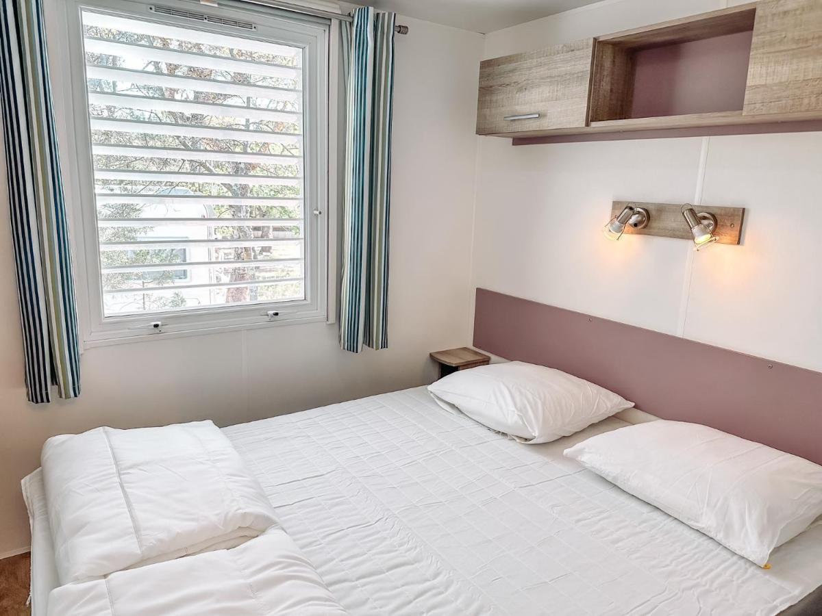 3 Bedroom Chalets Camping Lei Suves - Joycasa Roquebrune-sur Argens Εξωτερικό φωτογραφία