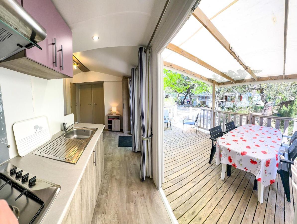 3 Bedroom Chalets Camping Lei Suves - Joycasa Roquebrune-sur Argens Εξωτερικό φωτογραφία
