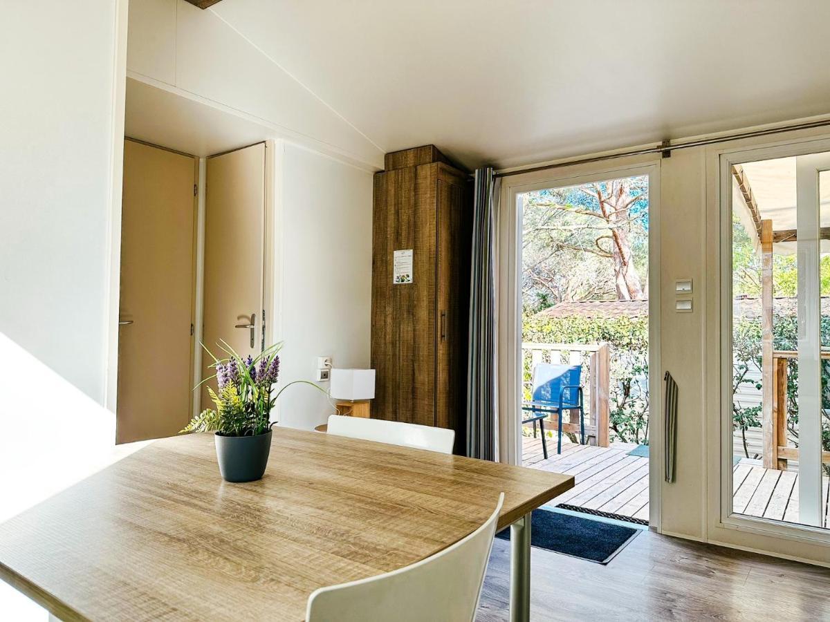 3 Bedroom Chalets Camping Lei Suves - Joycasa Roquebrune-sur Argens Εξωτερικό φωτογραφία