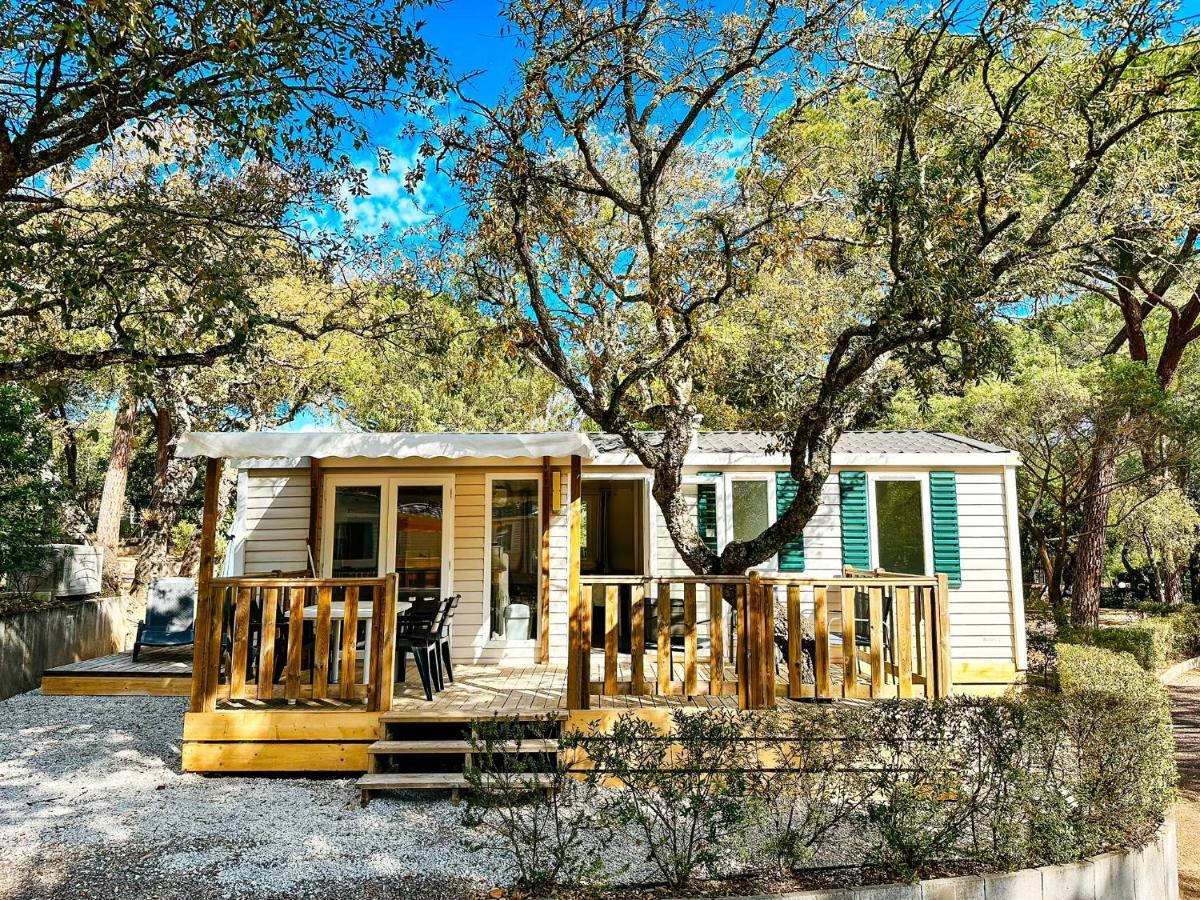 3 Bedroom Chalets Camping Lei Suves - Joycasa Roquebrune-sur Argens Εξωτερικό φωτογραφία